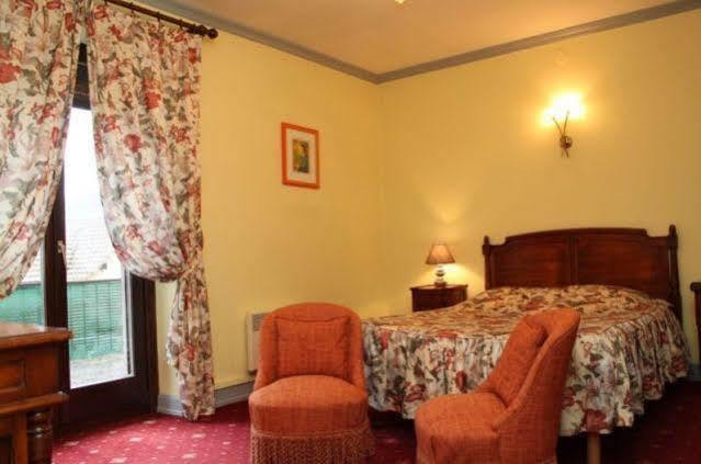 Aux Armes De France Hotel Ammerschwihr Luaran gambar